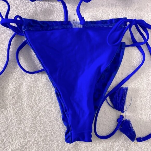5/$25 Blue Leopard Print String Bikini Set M - Picture 10 of 12